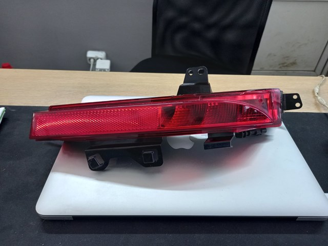 FK7215K272 Land Rover 