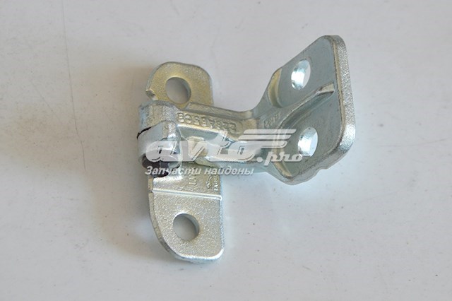 Купить LR056352 Land Rover Завеса двери передней левой