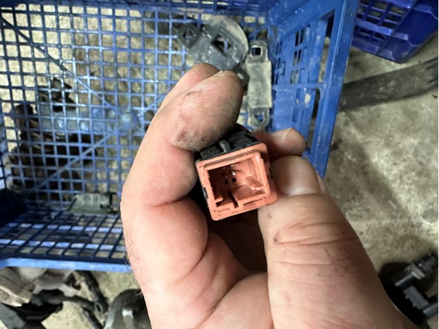 Botão de ativação do sinal de emergência Citroen Jumpy II 