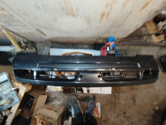 Бампер передний Toyota 5211960988