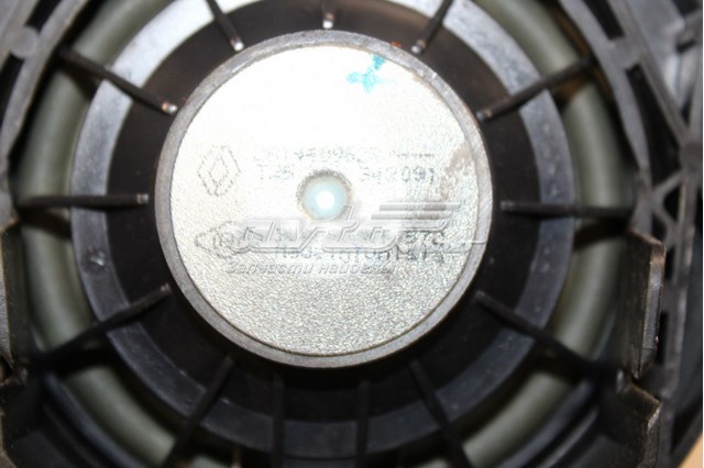 8200108290 RENAULT Altavoz de puerta trasera original y equivalente