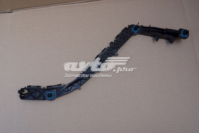 Купить 5215560100 Toyota Правый кронштейн крепления бампера заднего