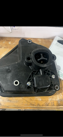 Порт зарядки 149037410E Tesla