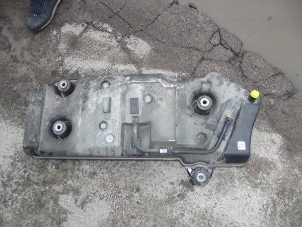 Купить 1674703205 Mercedes 
