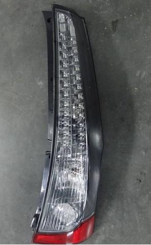 Фонарь задний правый 8330A016 Mitsubishi