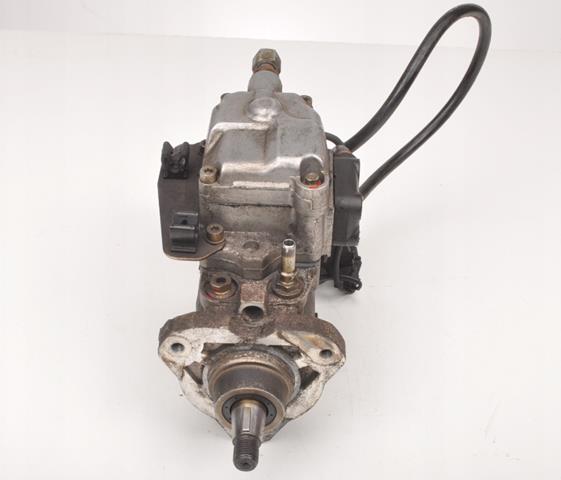 Насос топливный высокого давления (ТНВД) на Volvo S40 I VS