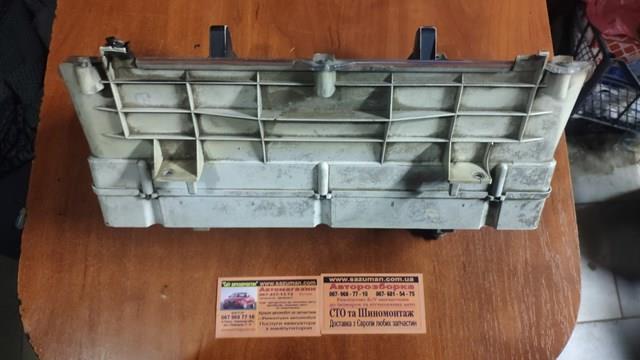  83BB10841AC Ford