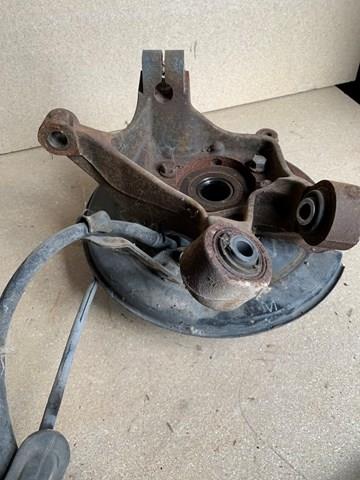 28411SG001 Subaru Цапфа правая