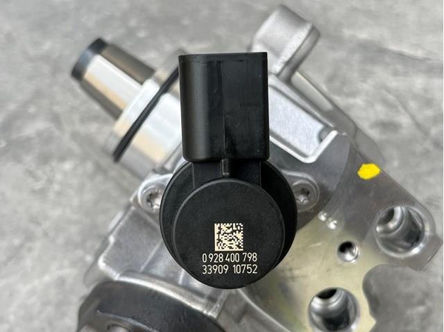Насос топливный высокого давления (ТНВД) Mercedes A6540704601 цена, от 416.76 USD