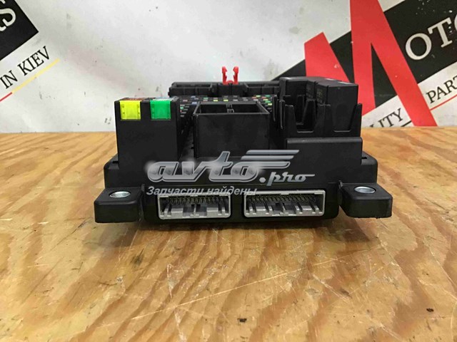  BH4214F041AA Land Rover