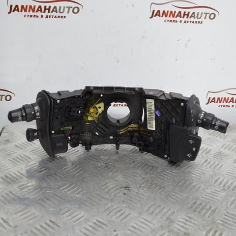 8200127728 Renault (RVI) Переключатель подрулевой, правый