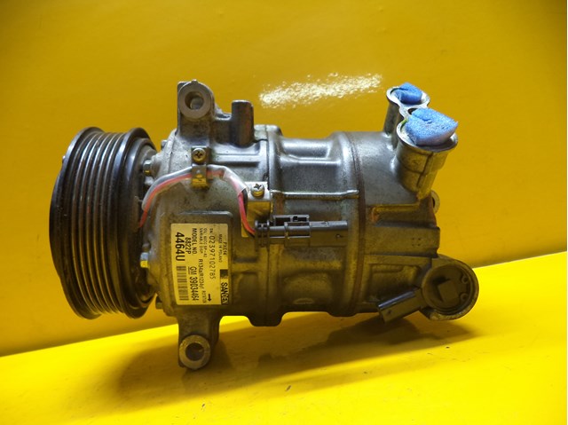 Компрессор кондиционера 39034464 General Motors