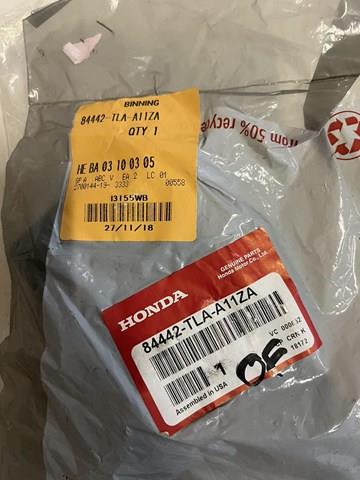  Honda 84442TLAA11ZA цена, от 9.92 USD