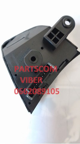 Блок кнопочных переключателей рулевого колеса 967002R3504X Hyundai/Kia
