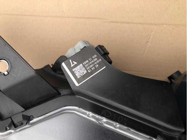 Правая фара KB8N51031H Mazda