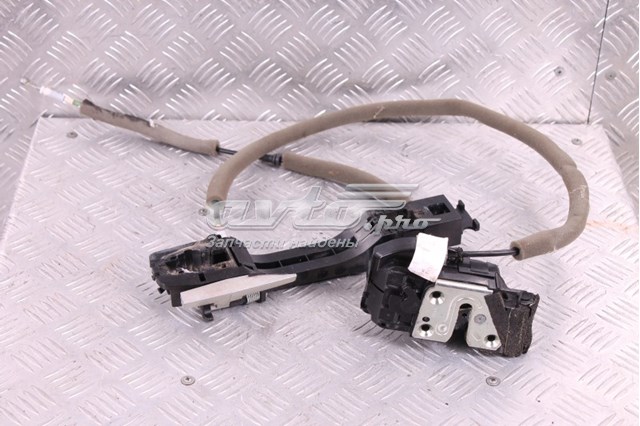 825015NA0A Nissan/Infiniti Замок двери задней левой