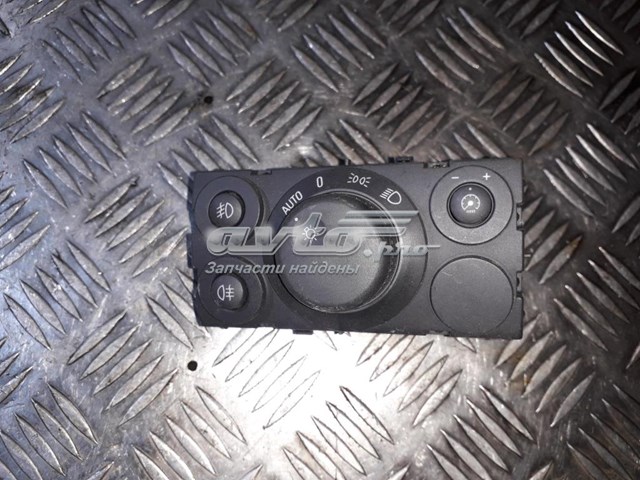 Задние тормозные колодки 13100140 Opel