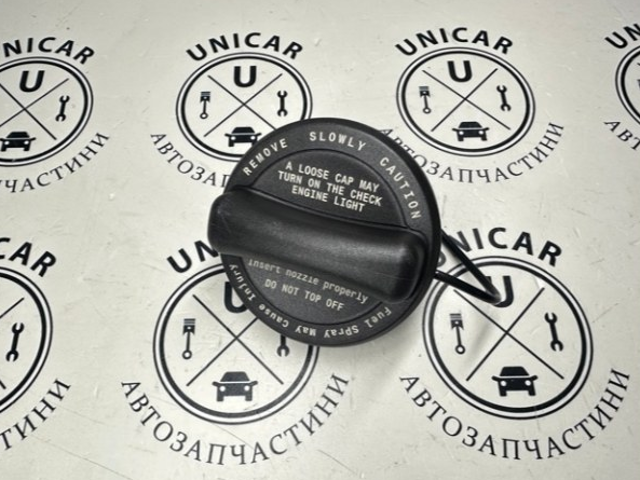 A0004706500 Mercedes Крышка топливного Бака