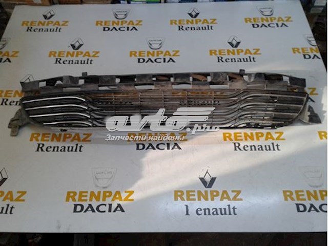 622543994R Renault (RVI) grelha do radiador