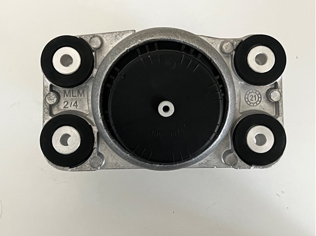 Купить LR072113 Land Rover Подушка (опора) двигателя правая нижняя