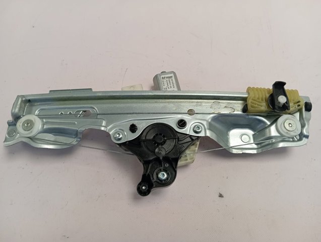 Купить 827209167R Renault (RVI) 
