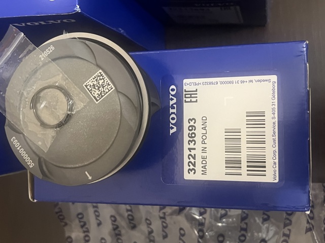 32213693 Volvo 