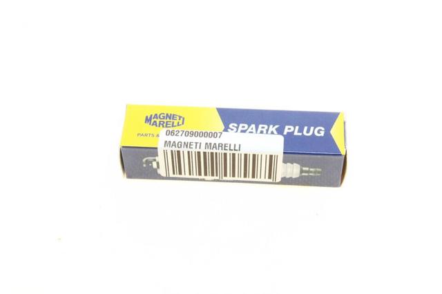 Свечи зажигания 062709000007 Magneti Marelli