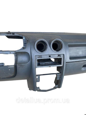  Renault (RVI) 8200213820