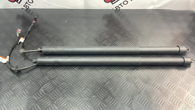 LR126176 Land Rover Амортизатор крышки багажника