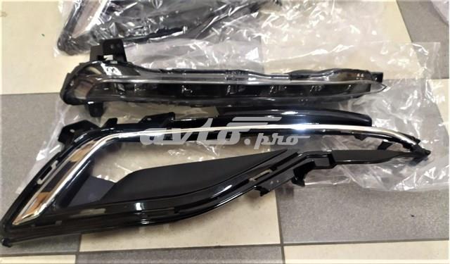 Решетка бампера переднего правая 86522C2300 Hyundai/Kia