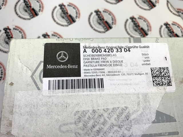 A0004203304 Mercedes Колодки тормозные дисковые комплект