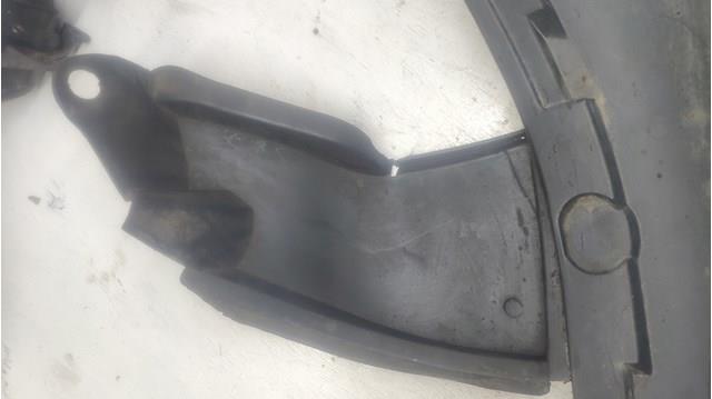 Брызговик передний правый 7700304868 Renault (RVI)