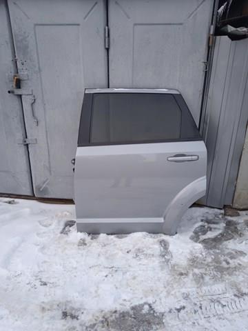 Задняя левая дверь Chrysler 68067473AF