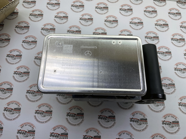 2233204104 Mercedes 