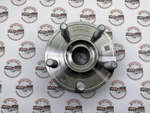 LR179002 Land Rover Ступица колеса передняя