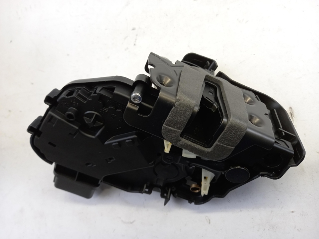Купить LR074989 Land Rover 