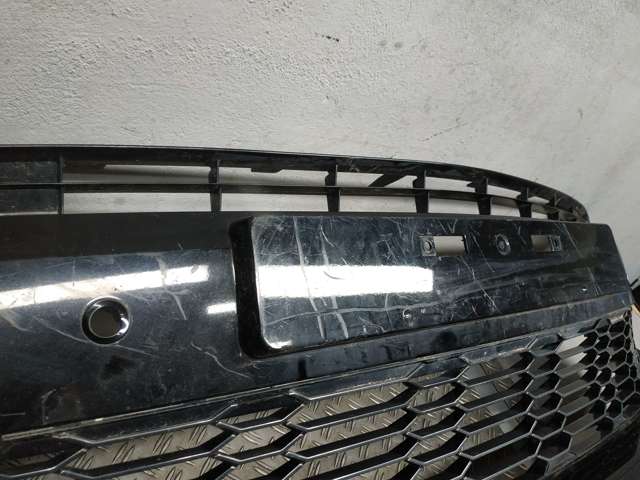 Решетка бампера переднего нижняя 53102YP030 Toyota