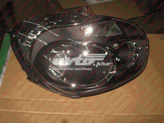 Фара правая Geely 1017010365