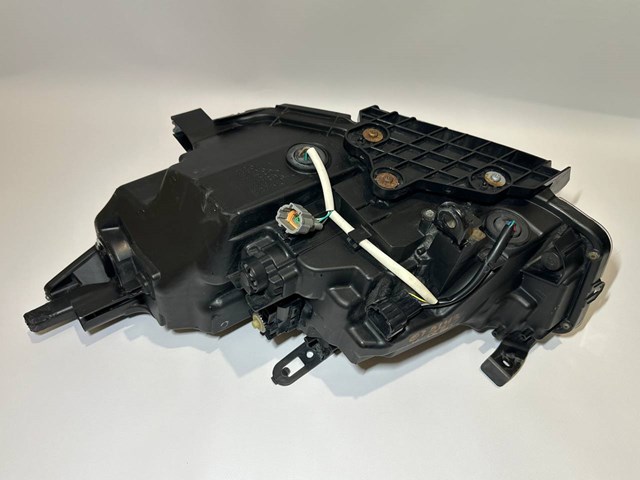 Правая фара 260104HB1A Nissan/Infiniti