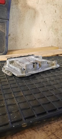 Блок управления двигателем 0281011940 Bosch