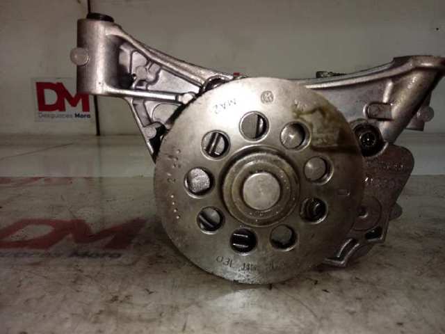 Масляный насос 03L115105C VAG