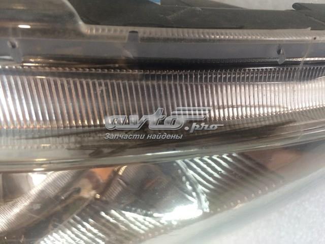33100SWWG1 Honda Фара передняя правая