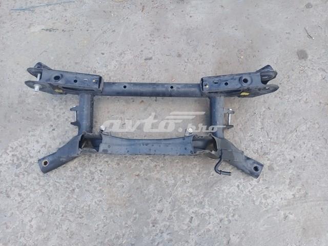 68211933AA Chrysler viga de suspensão traseira (plataforma veicular)