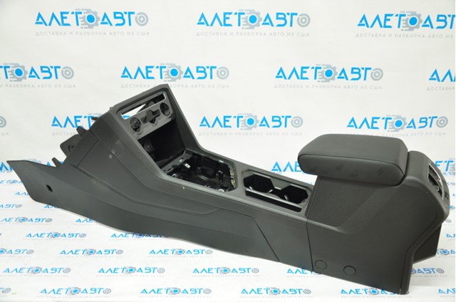 Купить 5NN863241E82V VAG Центральная консоль торпеды