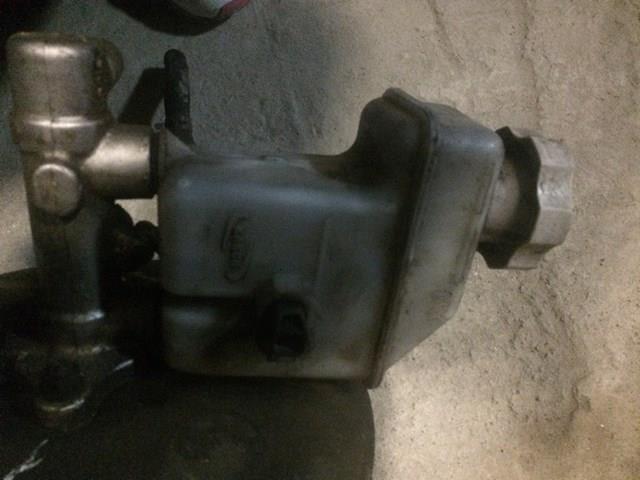 585114L000 Hyundai/Kia Бачок главного тормозного цилиндра