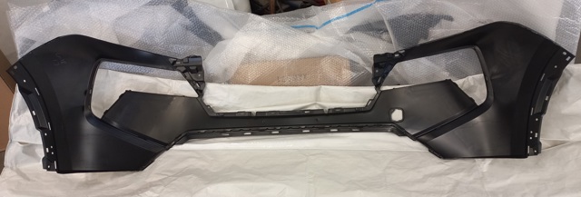 Передний бампер 620226RZ0H Nissan/Infiniti