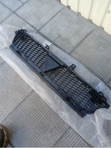 Решетка бампера переднего верхняя FPS FP4817909 цена, от 24.23 USD
