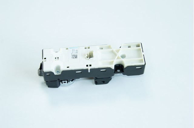 Кнопки переднего левого стеклоподъемника Ford 2164790