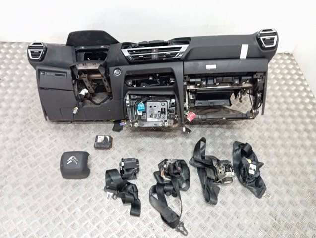 Airbag в мультируль Peugeot/Citroen 98406908ZD цена, от 207.76 USD
