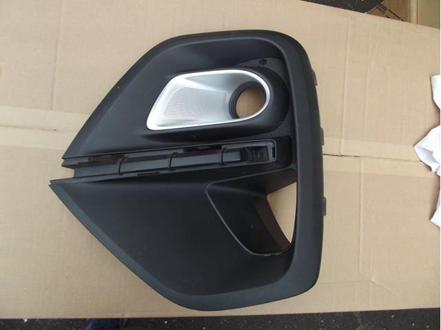 Ободок (окантовка) фары противотуманной 86521F1610 Hyundai/Kia